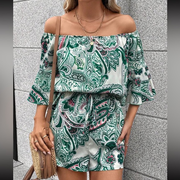 Boho floral print off shoulder knot front romper - Picture 4 of 6